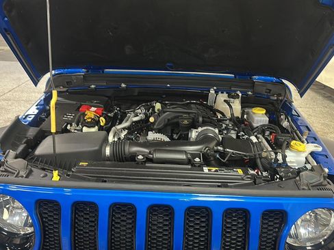 Used 2022 Jeep Wrangler Unlimited Sport image 14