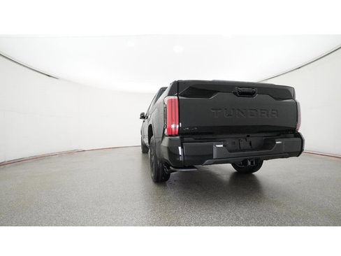 New 2025 Toyota Tundra Platinum image 22