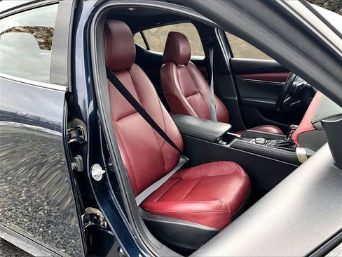 Used 2020 MAZDA MAZDA3 AWD Hatchback w/ Premium Pkg image 7