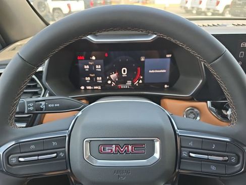 New 2025 GMC Canyon AT4 w/ Nightfall Edition image 11