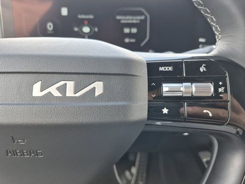New 2026 Kia Sorento SX Prestige AWD/4WD image 19