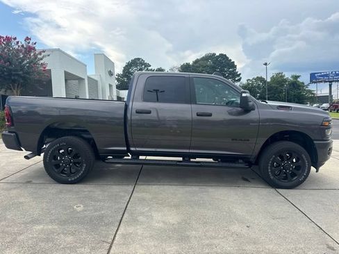 Used 2026 RAM 2500 Big Horn AWD/4WD image 8