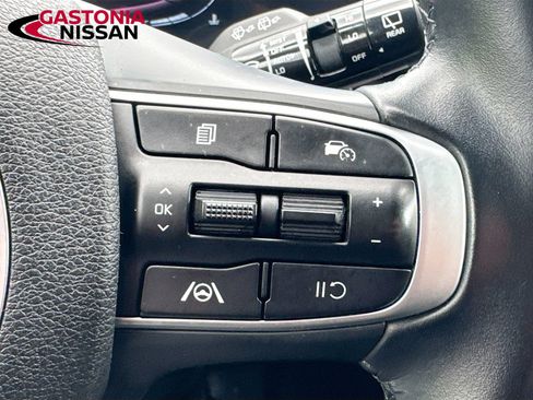 Used 2023 Kia Sportage EX FWD image 11
