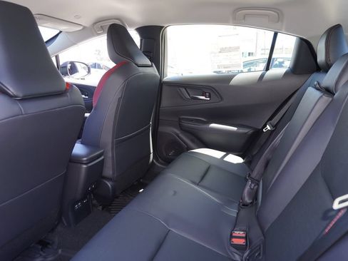 New 2026 Toyota Prius Plug-In Hybrid FWD image 9