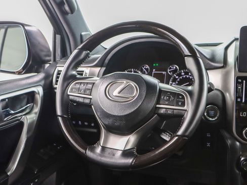 Used 2023 Lexus GX 460 Premium w/ Premium Package image 13