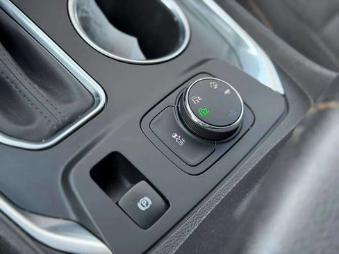 Used 2019 Chevrolet Traverse LT w/ LPO, Floor Liner Package image 19