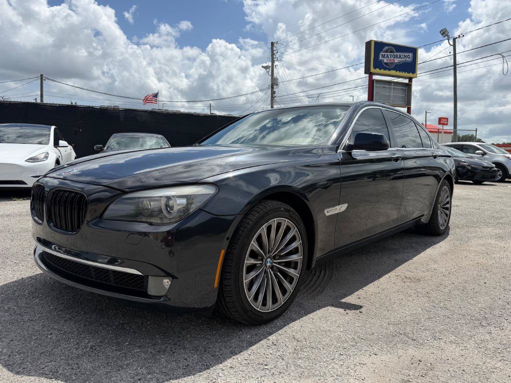 Used 2012 BMW 740Li RWD image 1