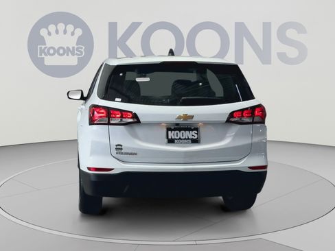 Used 2024 Chevrolet Equinox LS FWD image 10