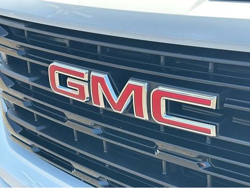 New 2026 GMC Sierra 1500 Elevation w/ Elevation Select Package AWD/4WD image 37