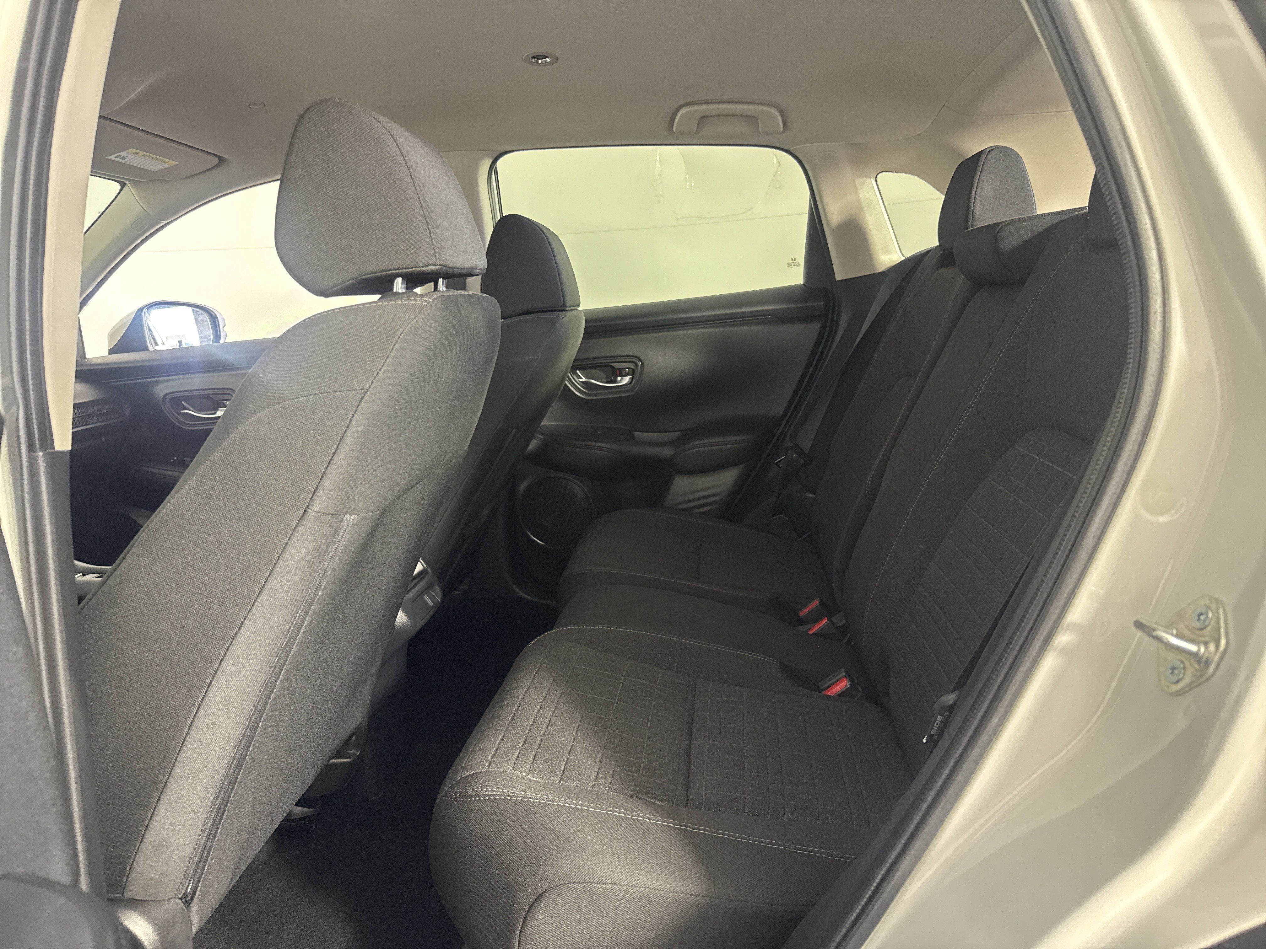 Certified 2026 Honda HR-V LX image 35
