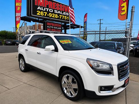 Used 2017 GMC Acadia Limited SLT AWD/4WD image 1