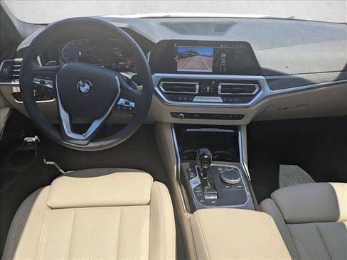 Used 2022 BMW 330i Sedan w/ Convenience Package RWD image 17