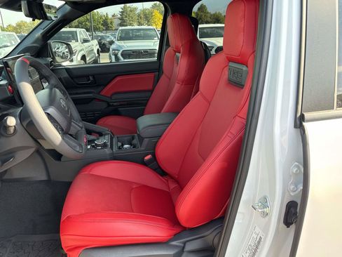 Used 2026 Toyota Tacoma TRD Pro AWD/4WD image 12