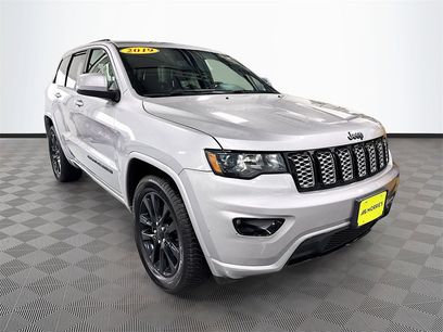 Used 2019 Jeep Grand Cherokee Altitude