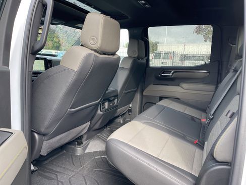 Certified 2025 Chevrolet Silverado 1500 ZR2 w/ Technology Package image 4