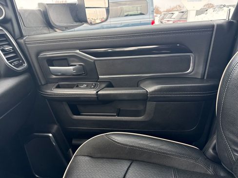 Used 2021 RAM 3500 Laramie image 26