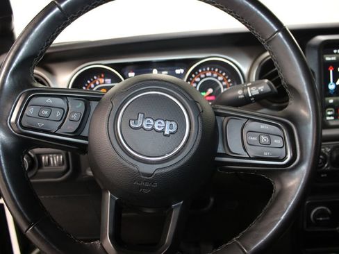 Used 2021 Jeep Wrangler Sport AWD/4WD image 23
