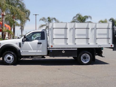 Used 2022 Ford F550 2WD Regular Cab Super Duty w/ XLT Value Package image 5