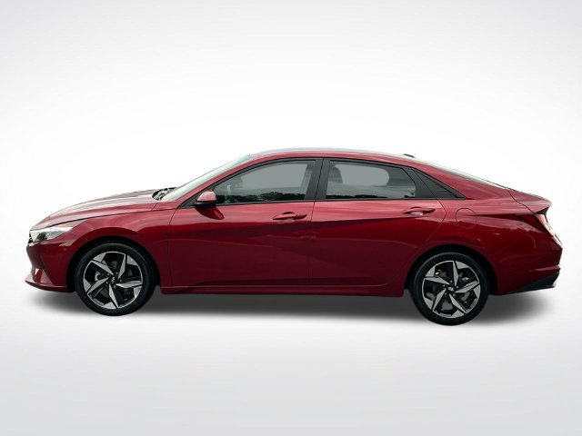 Used 2023 Hyundai Elantra SEL w/ Convenience Package FWD image 2