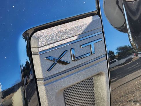 New 2025 Ford Maverick XLT w/ XLT Luxury Package image 16