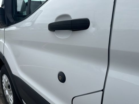 Used 2024 Ford Transit 350 XLT RWD image 11