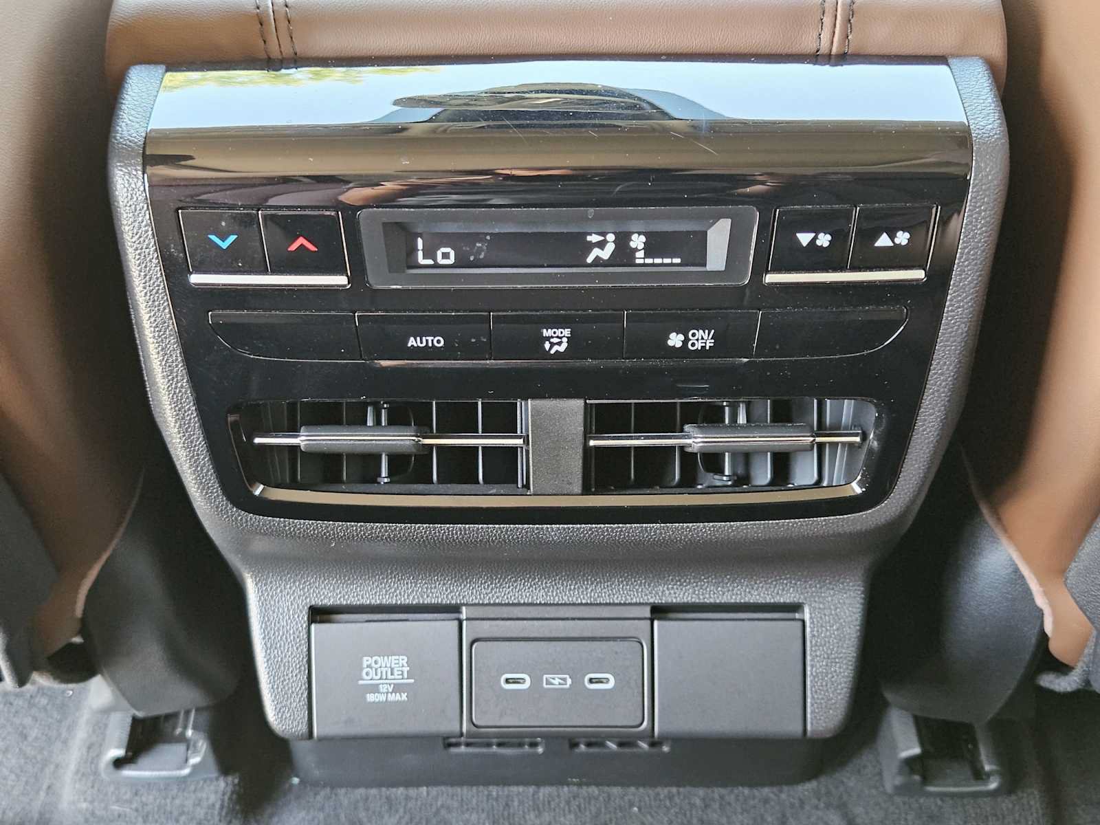 Used 2025 Acura MDX w/ Technology Package FWD image 30
