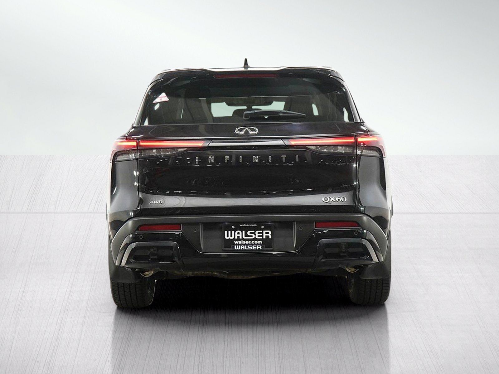 Used 2025 INFINITI QX60 Luxe AWD/4WD image 4
