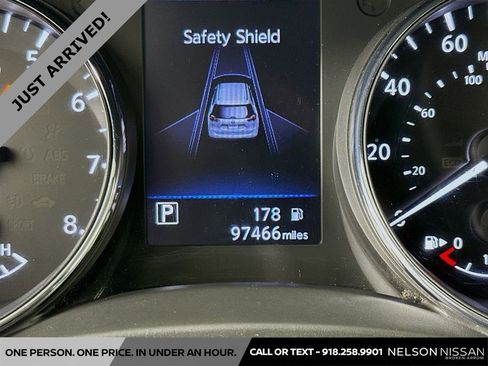 Certified 2018 Nissan Rogue SL image 12