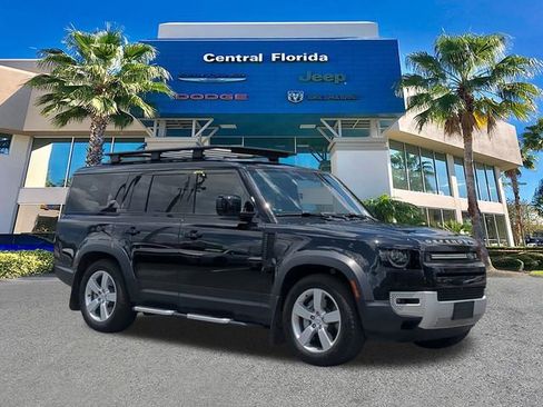Used 2023 Land Rover Defender 130 SE AWD/4WD image 2