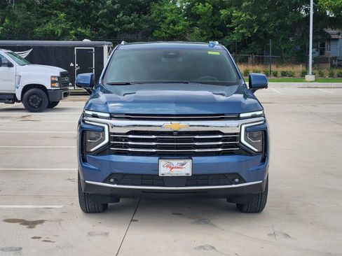 New 2026 Chevrolet Suburban LT w/ Comfort Package RWD image 6