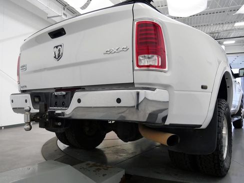 Used 2015 RAM 3500 Laramie Longhorn w/ Convenience Group AWD/4WD image 35