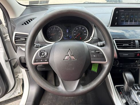 Used 2020 Mitsubishi Eclipse Cross SE FWD image 13