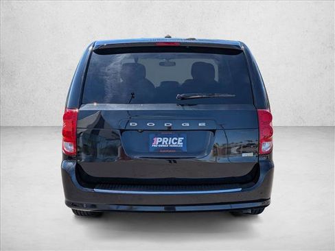 Used 2018 Dodge Grand Caravan SE w/ UConnect Hands-Free Group FWD image 6