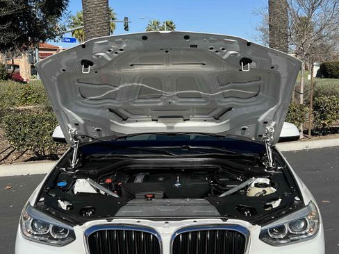 Used 2019 BMW X4 xDrive30i w/ M Sport Package 2 image 22