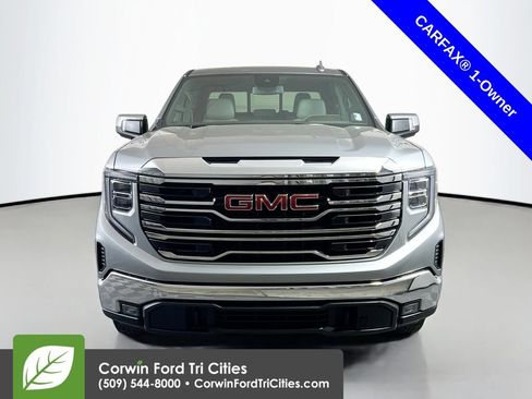 Used 2025 GMC Sierra 1500 SLT w/ SLT Convenience Package AWD/4WD image 4