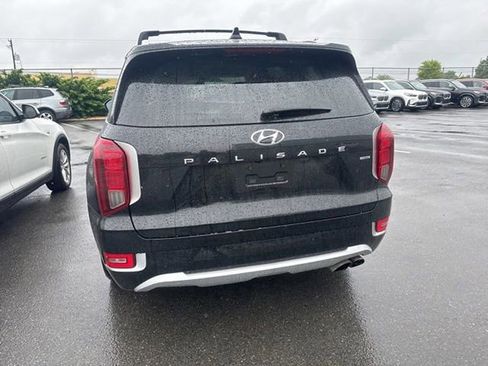 Used 2022 Hyundai Palisade Limited w/ Cargo Package AWD/4WD image 12