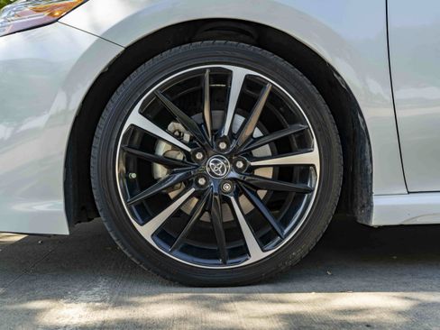 Used 2018 Toyota Camry XSE w/ Driver Assist Package FWD image 14