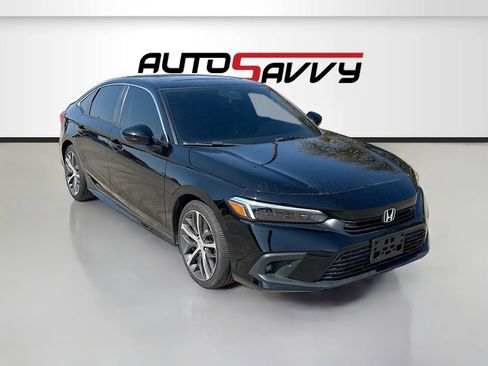 Used 2023 Honda Civic Touring image 1