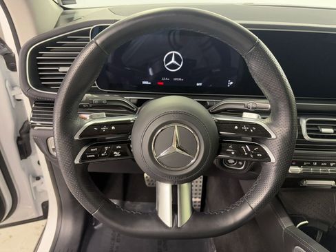 Used 2024 Mercedes-Benz GLS 580 4MATIC image 12