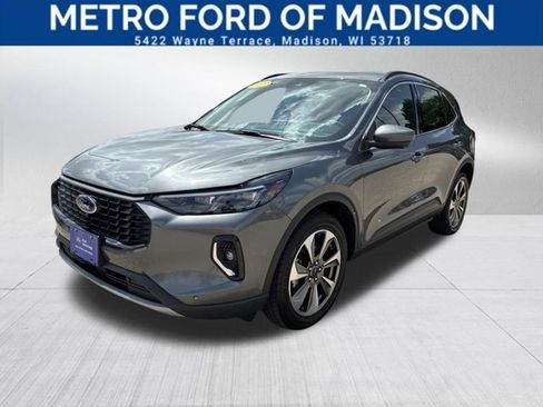 Certified 2023 Ford Escape Platinum AWD/4WD image 4
