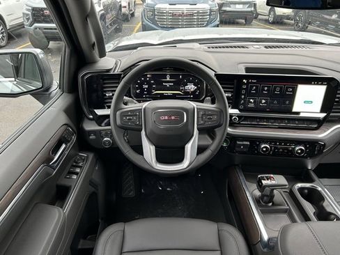 New 2026 GMC Sierra 1500 SLT image 22