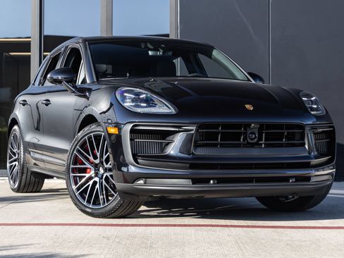 Certified 2026 Porsche Macan S AWD/4WD image 6