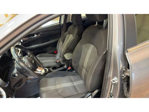 Used 2024 Kia Forte GT-Line image 10