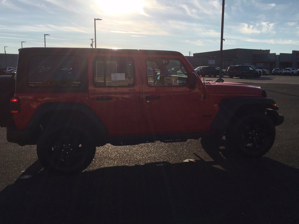Used 2021 Jeep Wrangler Unlimited Sport AWD/4WD image 8
