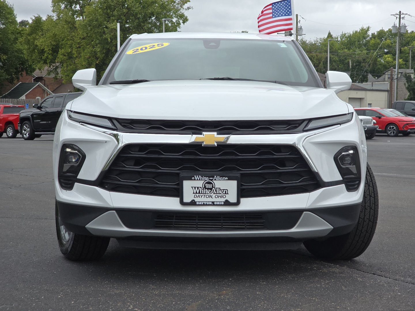 Used 2025 Chevrolet Blazer LT FWD image 16