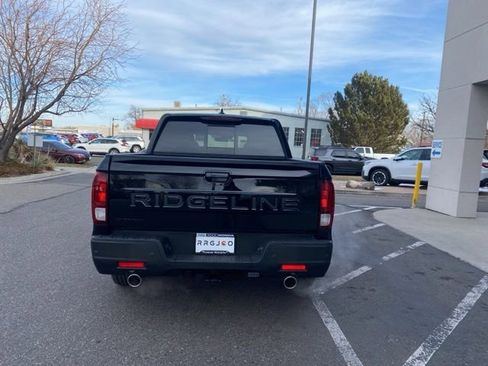 New 2026 Honda Ridgeline Black Edition image 6