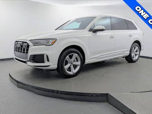 Used 2023 Audi Q7 2.0T Premium Plus w/ Premium Plus Package AWD/4WD image 2