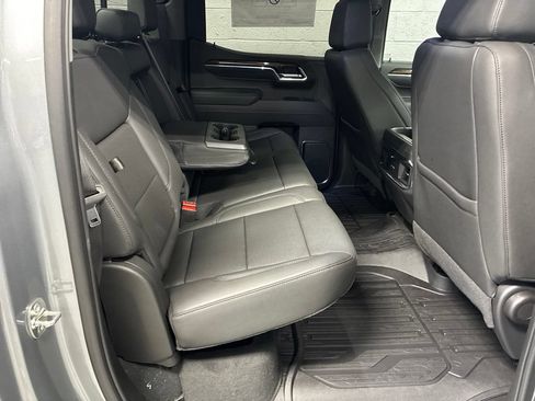 New 2026 GMC Sierra 1500 Elevation w/ Elevation Premium Package AWD/4WD image 16