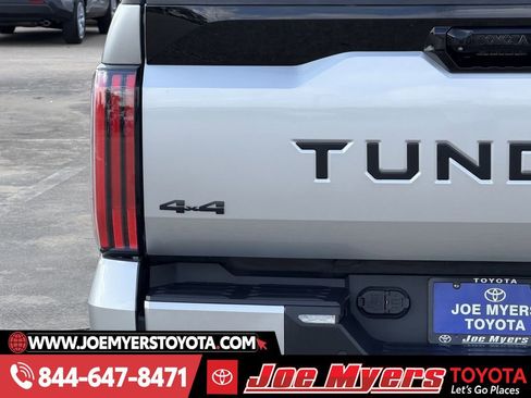 Used 2023 Toyota Tundra Platinum w/ Advanced Package image 10