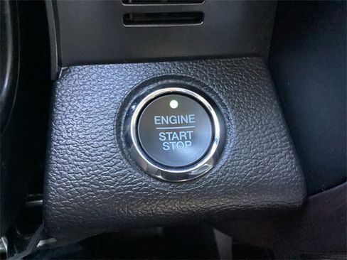 Used 2021 Ford F350 Limited image 19